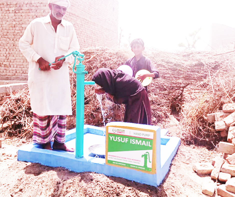 Simple 3D Ramadan Mubarak Greeting Facebook Post Template